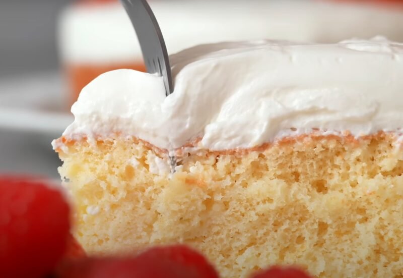 Воздушный пирог "3 молока". Нежный, вкусный и пропитанный десерт
