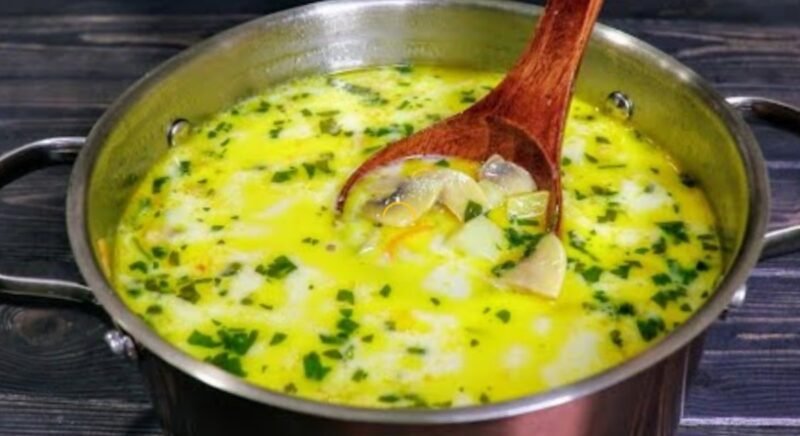 Без мяса получается еще вкуснее. Простой грибной суп из минимума продуктов