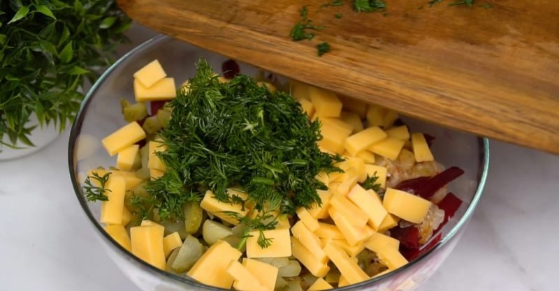 Салат из свёклы по рецепту из ресторана. Никогда ещё свёкла не была такой вкусной