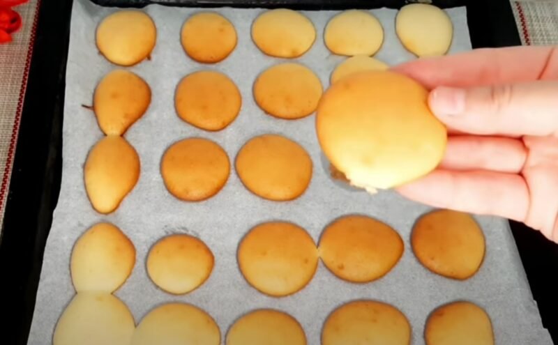 Красиво и вкусно! Обалденный рецепт сметанного торта "Черепаха"