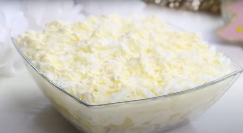 Как-же это вкусно и нежно. "Зимний" салат: всего 4 ингредиента