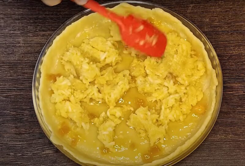 Рецепт из журнала "Пионер". Намного вкуснее Шарлотки: домашний яблочный пирог