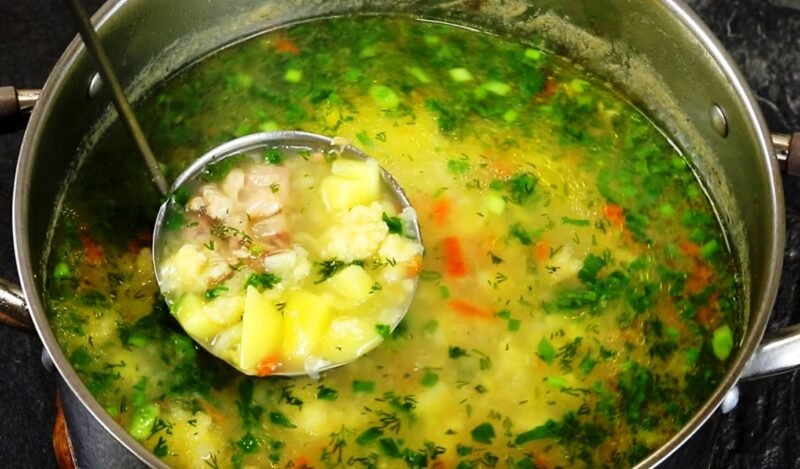 Я могу есть этот суп каждый день. Вкусный рецепт из простых продуктов за 40 минут: так вы точно ещё не готовили