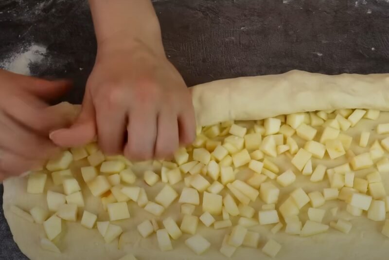 Намного вкуснее простых оладий. Пышки "Солнышки" - рецепт на кефире с яблоками