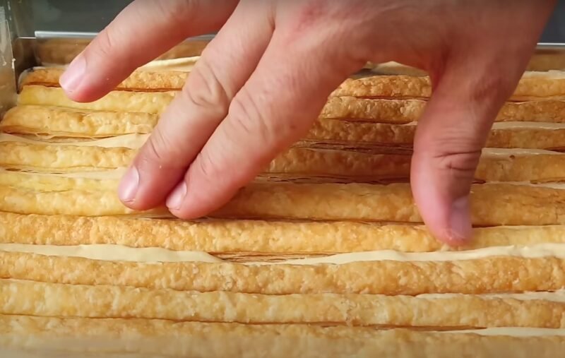 Новогоднее угощение. Вы удивитесь, насколько вкусным может быть торт: по настоящему праздничный десерт